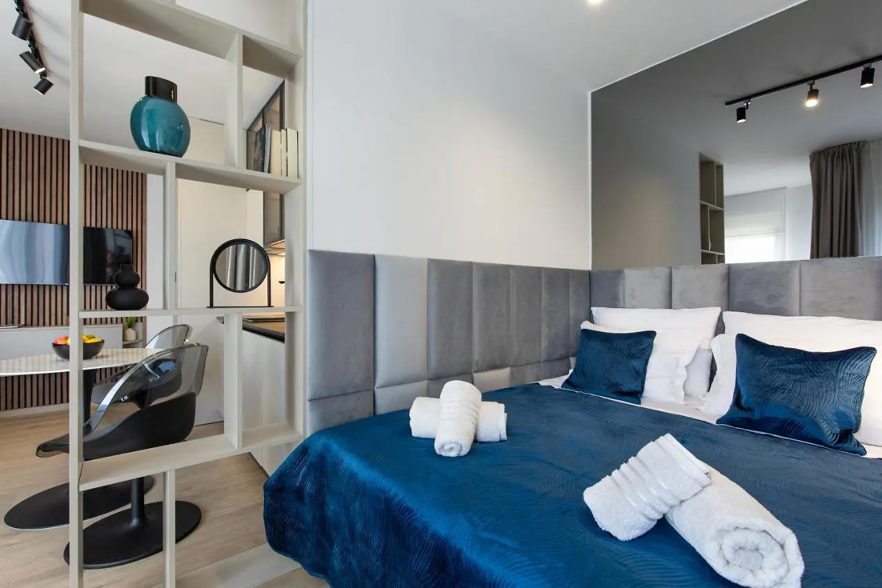 Sunset Suite Malinska 0*,  Croatia